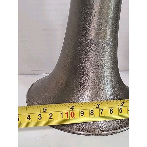 Large Set Of 2 Metal Pedestal Candlesticks 21"and 16 1/2" - Picture 7 of 7